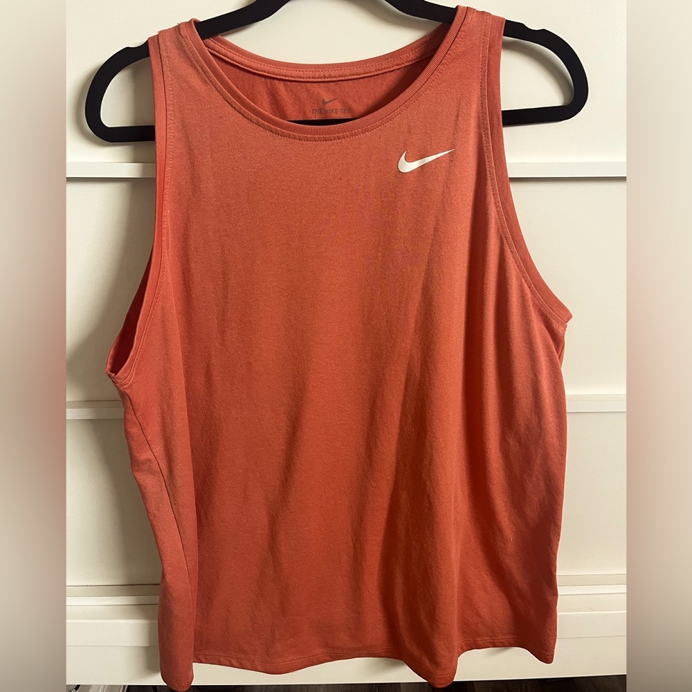 Nike tank